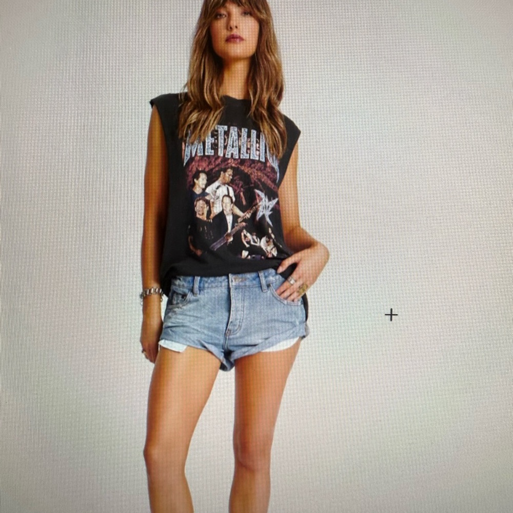 Women’s Denim Low Rise Shorts